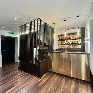 Guest house D And D